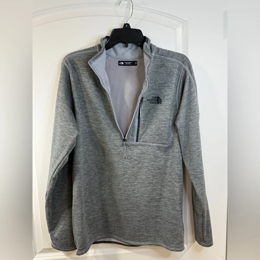 The North Face 1/4 Zip Fleece Pullover Mens M Gray Lightweight Jacket - Picture 3 of 12